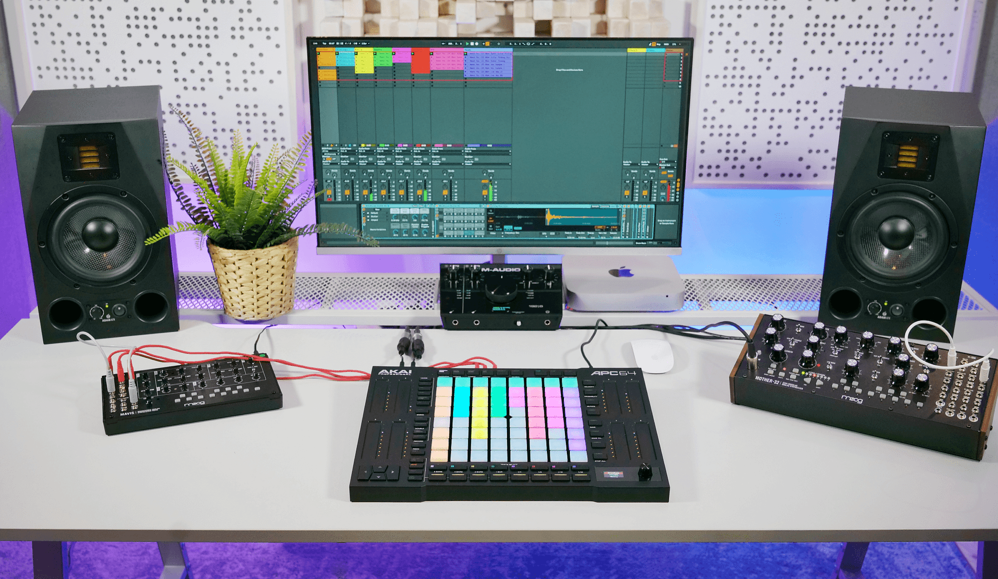 AKAI PRO APC64 – фото 6